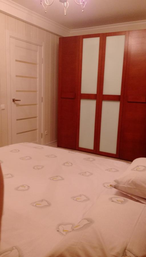 Apartment On Prospiekt Pobiedy 18 Kiev Luaran gambar